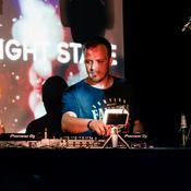 Podcast Critical Exposure Radio