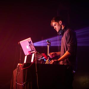 Słuchaj Ableton Music Producer Podcast w aplikacji